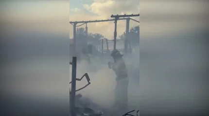 8 үйдің ауласы өртенді