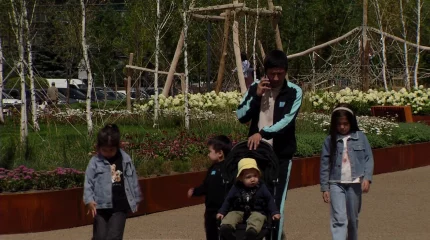 Қайырымдылық қорлары балаларды көше қайыр тілеуге мәжбүрлеген