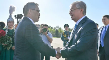 Токаев прибыл в Кыргызстан