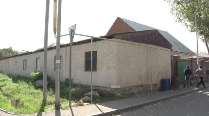 Әйелін пышақтап өлтіріп, артынша өзіне қол жұмсаған