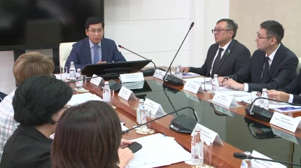 В Карагандинской области придумали как решить проблему дефицита медицинских кадров