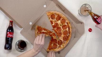 Фастфуд и газировка в топе покупок у детей: врачи бьют тревогу