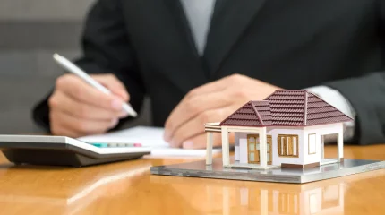 Банктер ипотека беруден бас тартып жатыр