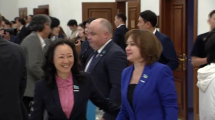 Начала работу очередная сессия парламента