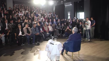 Қазақ әдебиетінің классиктері дәріс оқиды