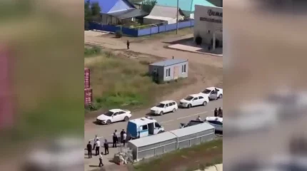 Полиция разыскивает женщину, выбросившую тело младенца в мусорный контейнер в Уральске