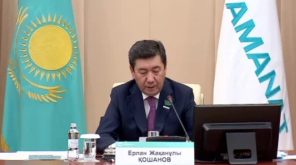 «AMANAT» фракциясы Президент Жолдауларының орындалуы туралы Премьер-Министрдің ақпаратын тыңдады