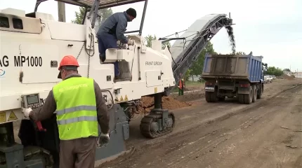 Оралда көшені уақытылы жөндемеген мердігерге айыппұл салынды