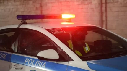 Павлодарда мас адам көшені кесіп өтемін деп көлік астына түсті