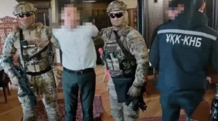 Екі шетелдік азамат 13 тонна есірткімен ұсталды