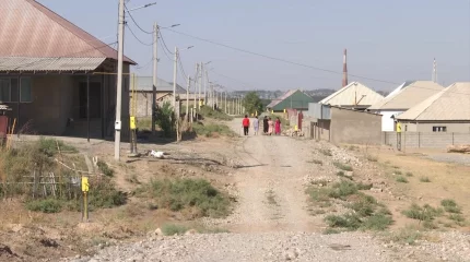 Шымкентте Қарабастау тұрғын алабының тұрғындары жолға жарымай отыр