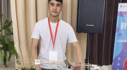 Робота для огорода изобрел абайский школьник