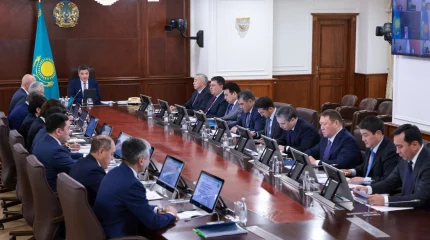Мемлекет экономикаға қатысуын қысқарта отырып, бизнесті шектен тыс тексерістерден қорғауды күшейтеді – Олжас Бектенов Жолдауды жүзеге асыру туралы