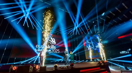 Жұмысшы мамандықтар жылындағы тарихи жеңіс