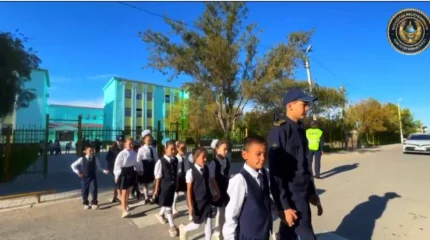 Жас сақшылар полицейлермен бірге рейдке шықты