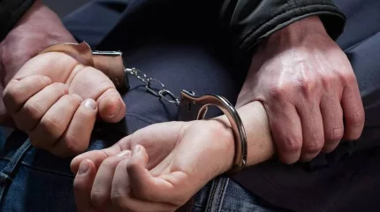 Ата-анасын қайтыс болды деп жалған хабар таратып, ақша жинаған