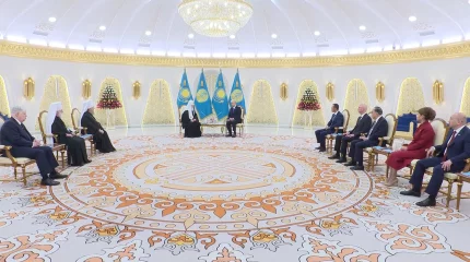 Касым-Жомарт Токаев наградил Патриарха Московского и всея Руси Кирилла орденом «Алтын Қыран»