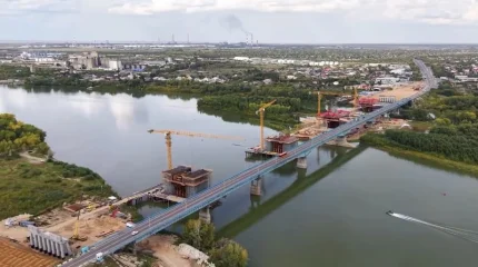 Как идет строительство первого в Казахстане экстрадозного моста, показали в «Казавтожоле»