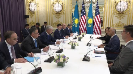 Президент провел встречу с руководством Смитсоновского института в США