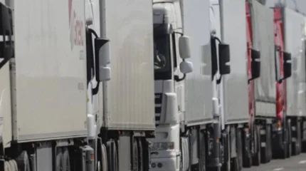 Атырауда CarGoRuqsat арқылы 53 мыңнан астам жүк көлігі шекарадан өтті