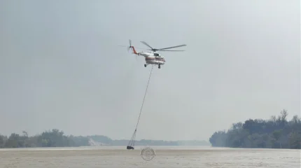 Вертолет МЧС сбросил 72 тонны воды: пожар в «Алтын-Эмеле» ликвидирован