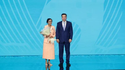 Еңбек күні: Олжас Бектенов Президент атынан жұмысшы мамандықтары өкілдеріне марапаттар табыстады