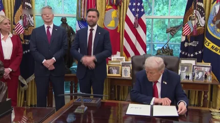 Трамп: «Мен Израильдің Палестинаны жаулап алуына жол бермеймін»