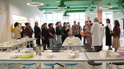 День открытых дверей прошел в образовательном учреждении, построенном в рамках нацпроекта «Келешек мектептері» в Атырау