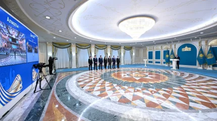 В Казахстане досрочно запущена новая железная дорога стратегического значения