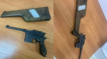 Ғасырдан астам тарихы бар тапанша тәркіленді