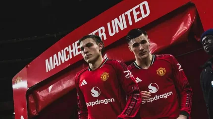 “Манчестер Юнайтед” представил нового главного тренера