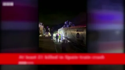 Скоростные поезда сошли с рельсов в Испании: свыше двадцати человек погибли