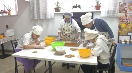 Десятки людей с инвалидностью осваивают новые профессии в Караганде и Алматы