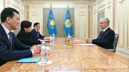 Токаева проинформировали о результатах заседаний Конституционной комиссии