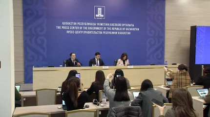 "Относимся ровно": министр просвещения рассказала об отношении к электронным дневникам и кадровым ротациям