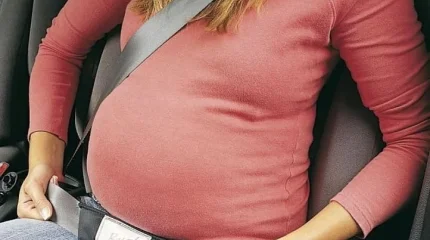 Полицейские Жетысу 40 километров сопровождали с сиренами беременную иностранку