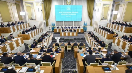 Мемлекеттің біртұтастығы, Қазақстан аумағының тұтастығы, бөлінбейтіндігі және оған қол сұғылмаушылығы туралы норма өзгеріссіз қалады – Конституциялық комиссия