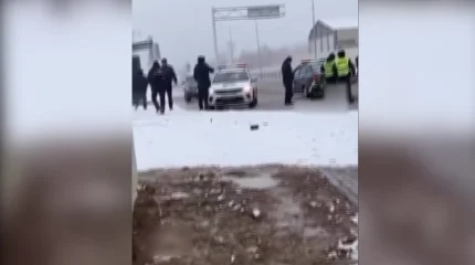 Шымкентте тапа-тал түсте әйелді көшеде пышақтап кетті