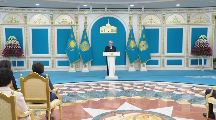 Президент Ақордада мұғалімдерді кәсіби мерекемен құттықтады