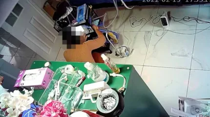 Смерть 13-летней девочки расследуют после ошибки медсестры с ИВЛ