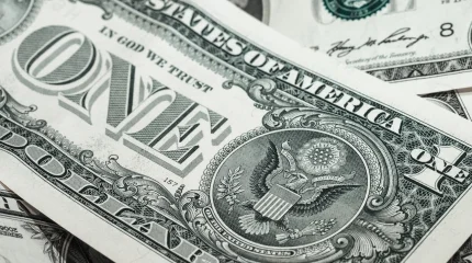 Курс тенге на 1 февраля: сколько стоят доллар, евро и рубль