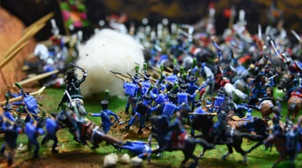 Мини-армия в масштабе 1:72: солдаты Карагандинского гарнизона воссоздают великие битвы истории