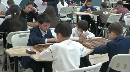 Қарағанды облысында«AMANAT» партиясының «Ұлттық мұра» жобасы аясында тоғызқұмалақтан жарыс өтті