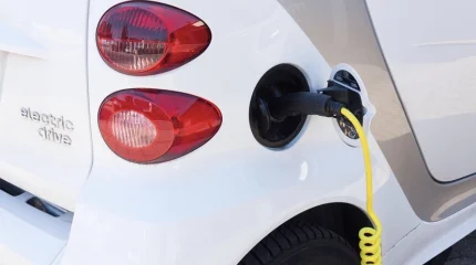 Китай запретил производителям устанавливать на электромобили скрытые дверные ручки