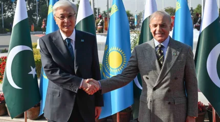 Пәкістан Премьер-министрінің резиденциясында Президент Қасым-Жомарт Тоқаевты ресми қарсы алу рәсімі өтті