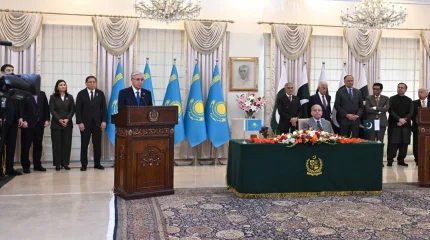 Қасым-Жомарт Тоқаев Шахбаз Шарифке алғыс айтты