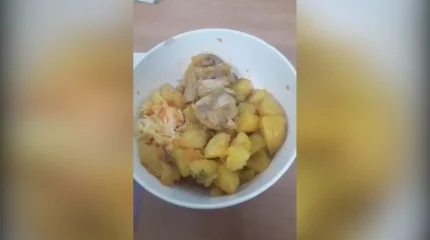 «Суп из вонючей рыбы, картошка из тухлого мяса»: пациенты центра фтизиопульмонологии пожаловались на качество питания в Петропавловске