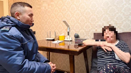 Полицейский спас жительницу Рудного от мошенников