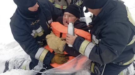 Рыбак едва не погиб в Риддере