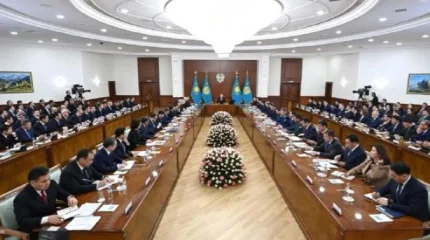 Олжас Бектенов: Правительство Казахстана расширяет поддержку бизнеса и повышает доходы населения